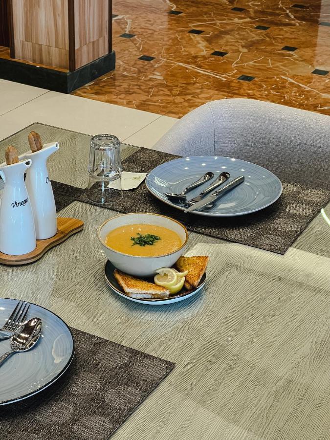 Al Maha Int Hotel Oman Muskat Eksteriør bilde