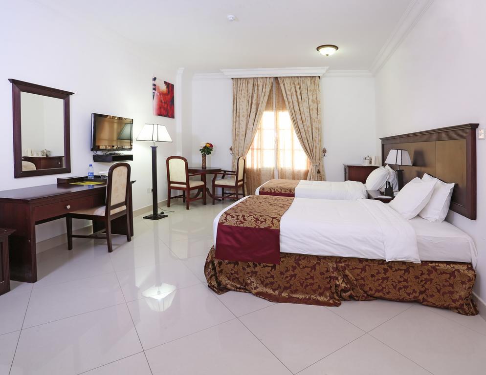 Al Maha Int Hotel Oman Muskat Eksteriør bilde